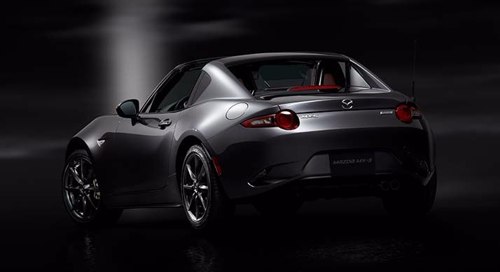 Mazda debuts new Mazda MX-5 with retractable hardtop
