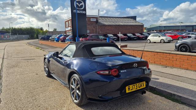 2023 Mazda MX-5 2.0 Mx-5 Convertible Exclusive-Line