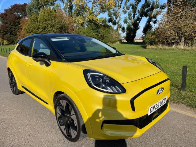 Ford Puma Gen-E 0.0 123kW Premium 43kWh 5dr Auto Hatchback Electric YELLOW