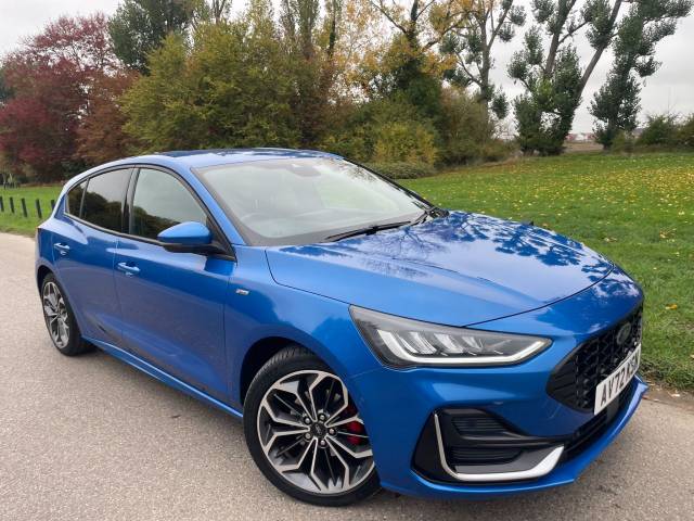 Ford Focus 1.0 EcoBoost Hybrid mHEV 155 ST-Line Vignale 5dr Hatchback Petrol BLUE