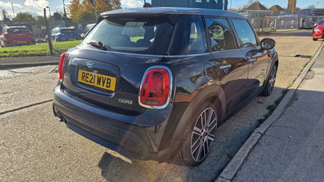 2021 Mini Hatchback 1.5 Cooper Exclusive