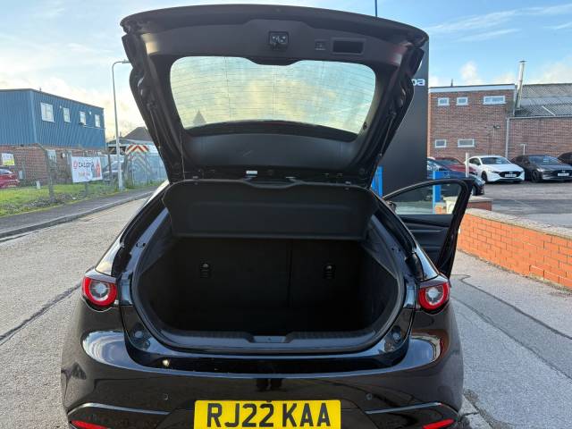 2022 Mazda 3 2.0 Mazda Hatchback GT Sport