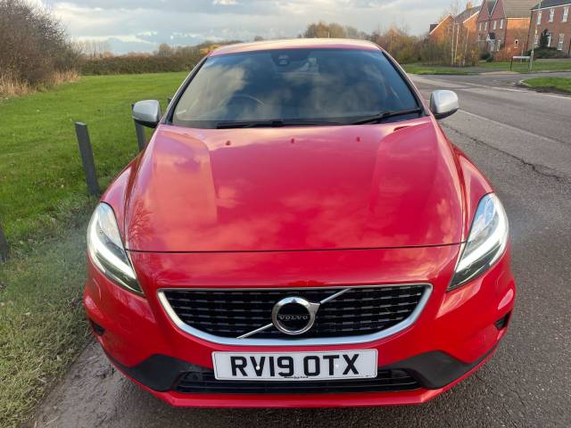 2019 Volvo V40 2.0 T3 R-Design Edition Hatchback 5dr Petrol Manual Euro 6 (s/s) (152 ps)