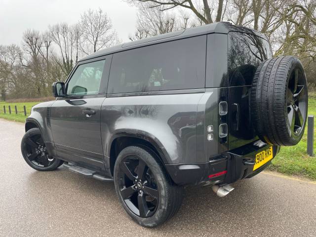 2022 Land Rover Defender 90 5.0 P525 V8 90 3dr Auto