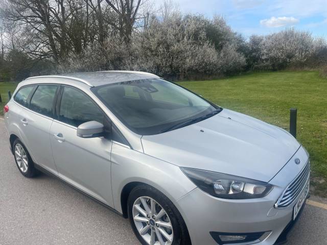 2014 Ford Focus 1.6 125 Titanium 5dr Powershift