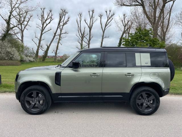 2024 Land Rover Defender 110 2.0 P400e X-Dynamic HSE 110 5dr Auto