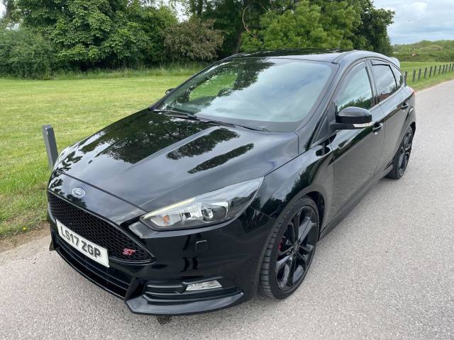 2017 Ford Focus 2.0T EcoBoost ST-3 5dr