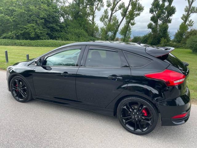 2017 Ford Focus 2.0T EcoBoost ST-3 5dr