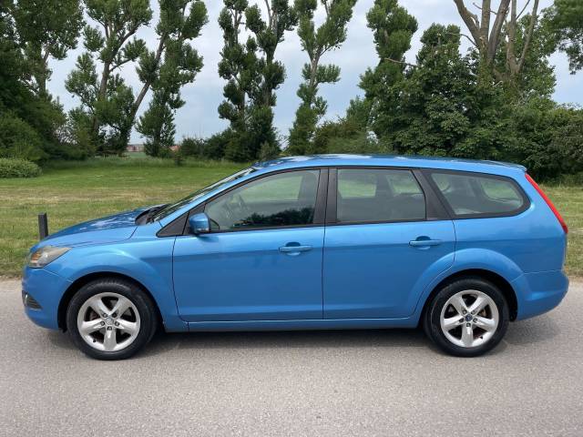2010 Ford Focus 1.6 Zetec 5dr Auto
