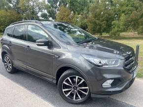 FORD KUGA at MotorLux Wantage