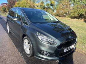 FORD S MAX at MotorLux Wantage